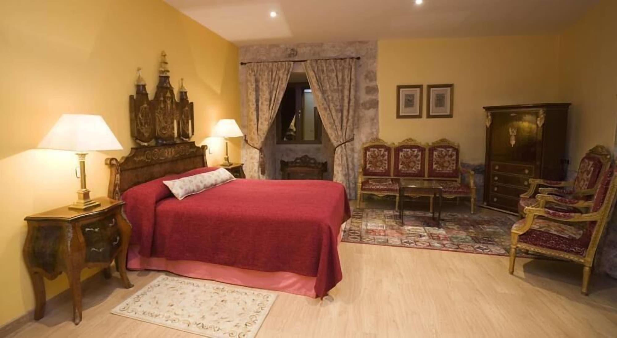 Residencia Real Del Castillo De Curiel Curiel de Duero Bagian luar foto